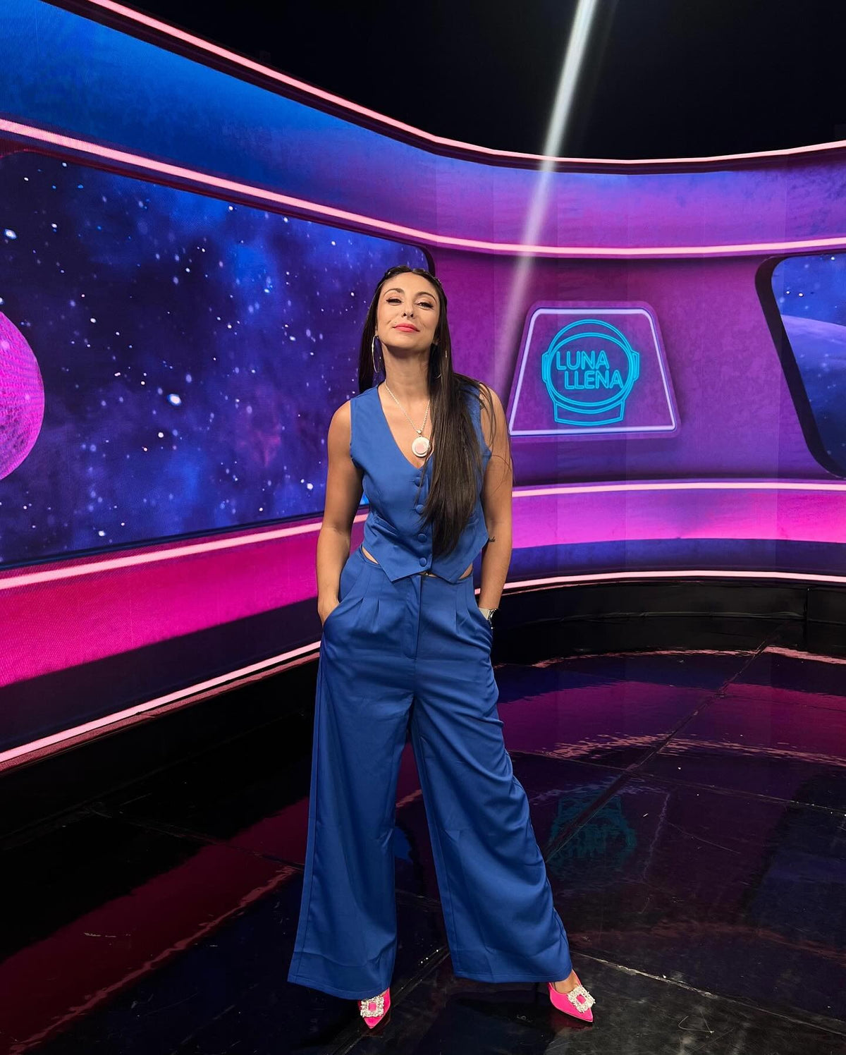 blue set, sleeveless blouse, palazzo pants
